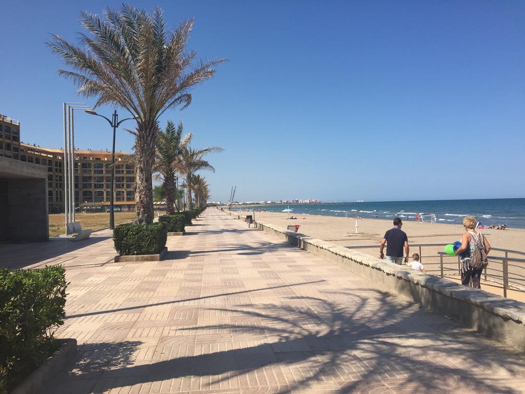 Apartment Near The Beach With Magnificent Views Port Saplaya Exterior photo