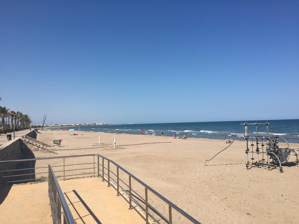 Apartment Near The Beach With Magnificent Views Port Saplaya Exterior photo